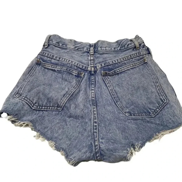 Vintage Rio by‎ Stephen Mardon distressed denim shorts size 9 - Picture 2 of 5